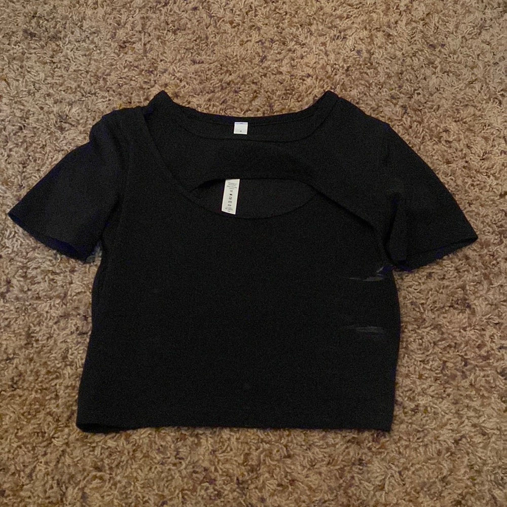 Lululemon short sleeve!